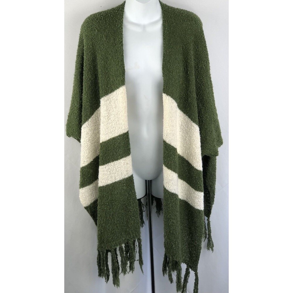 Vintage Soft Knit Shawl Wrap OS Green/Ivory Tassel Fringe boho Cottage Hippie